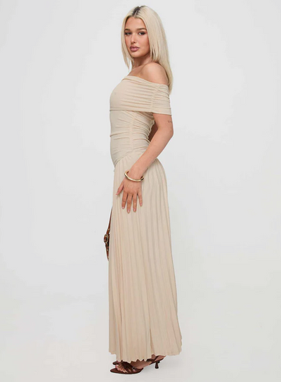 Novelle – Abito Elegante in Crema